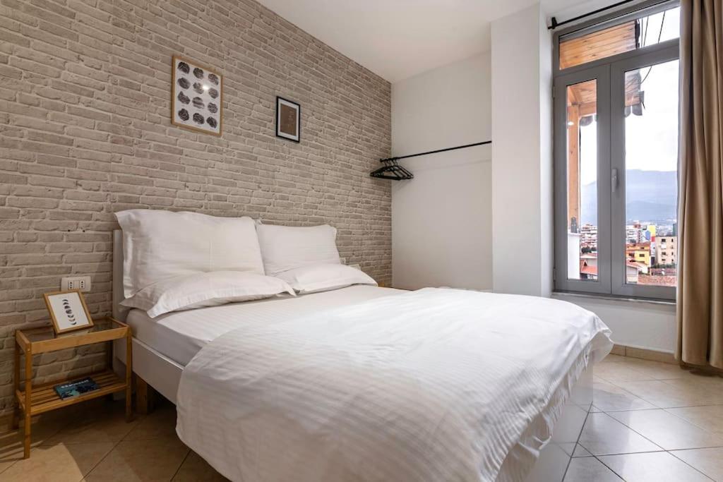New Bazaar Apartment Тирана Экстерьер фото