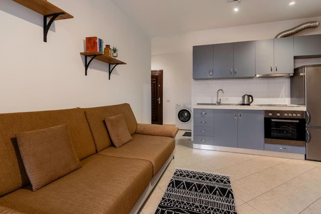 New Bazaar Apartment Тирана Экстерьер фото